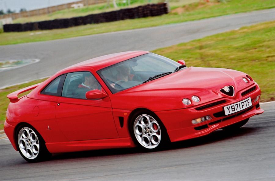  Alfa Romeo GTV Cup (916C) 2001 года  (UK) (фото 4 из 7)